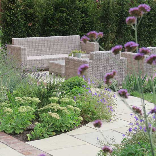 Elizabethan farmhouse garden design in Guildford, Surrey