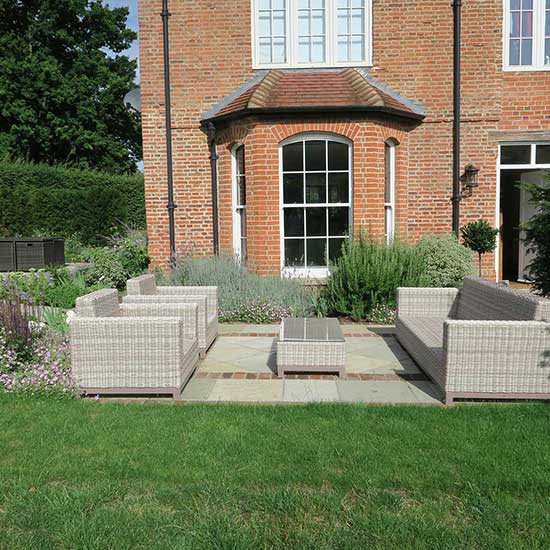 Elizabethan farmhouse garden design in Guildford, Surrey